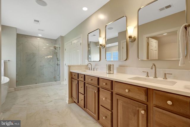 22350 DOLOMITE HILLS DR, Ashburn, VA 20148