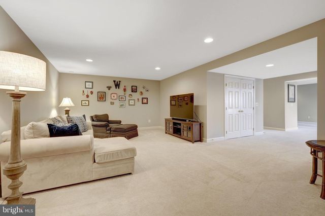 22350 DOLOMITE HILLS DR, Ashburn, VA 20148