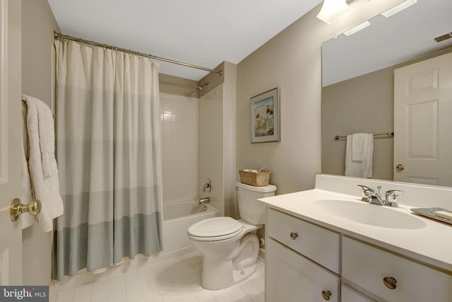 22350 DOLOMITE HILLS DR, Ashburn, VA 20148