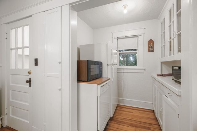 911 BROMPTON ST, Fredericksburg, VA 22401