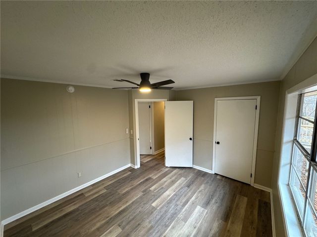 30 Worcester Drive, Bella Vista, AR 72714