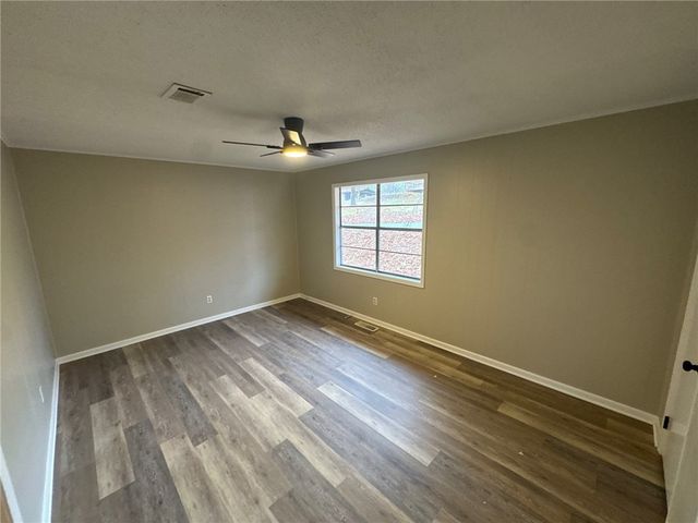 30 Worcester Drive, Bella Vista, AR 72714