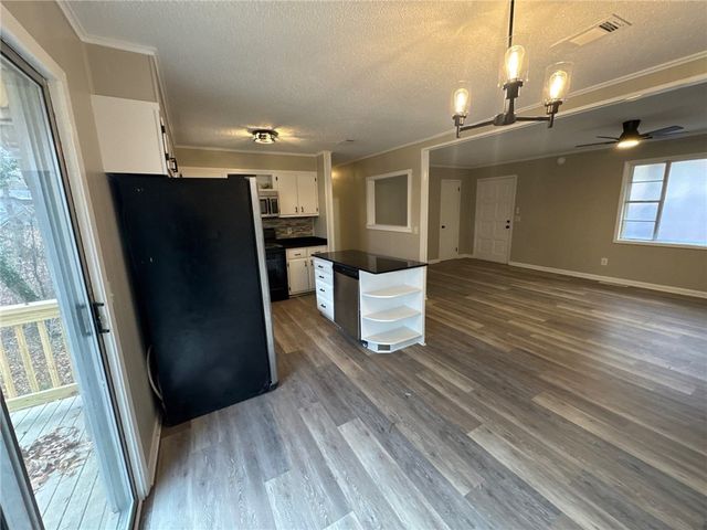 30 Worcester Drive, Bella Vista, AR 72714