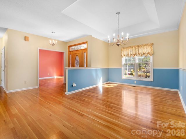 17 Ashton Forest Court, Hendersonville, NC 28739