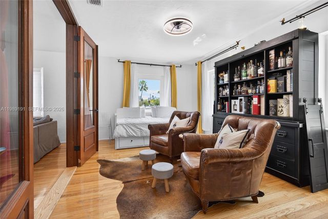 2431 SW 4th St, Miami, FL 33135