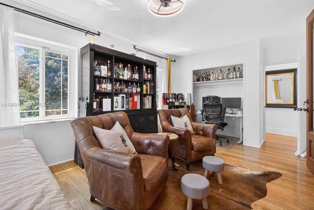 2431 SW 4th St, Miami, FL 33135