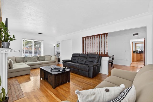 2431 SW 4th St, Miami, FL 33135