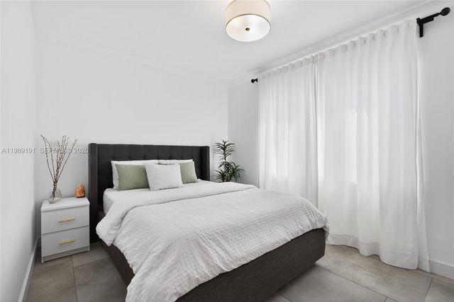 2431 SW 4th St, Miami, FL 33135