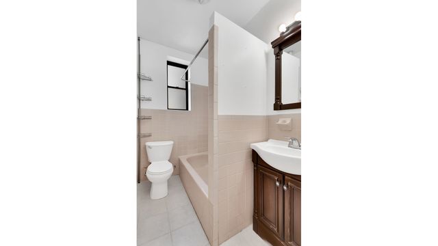 7609 4TH Avenue D16, New York City, NY 11209
