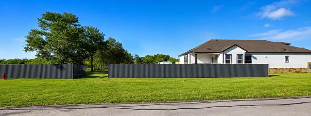 217 Gato RD, Cedar Creek, TX 78612