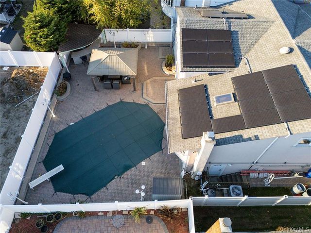3780 Greentree Drive, Oceanside, NY 11572
