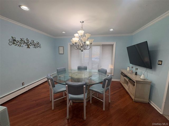 3780 Greentree Drive, Oceanside, NY 11572