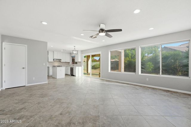 5335 W KERRY Lane, Glendale, AZ 85308