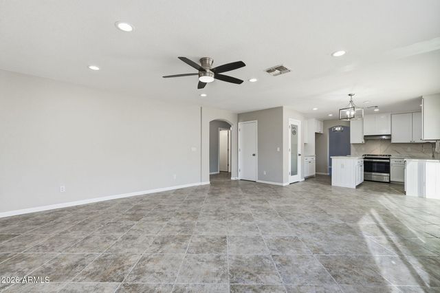 5335 W KERRY Lane, Glendale, AZ 85308