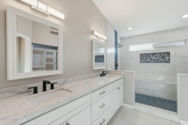5335 W KERRY Lane, Glendale, AZ 85308