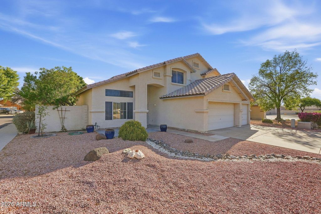 5335 W KERRY Lane, Glendale, AZ 85308 — photo 2