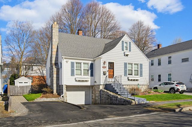 653 Belmont Street, Manchester, NH 03104