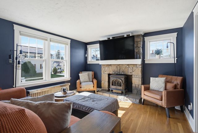 653 Belmont Street, Manchester, NH 03104