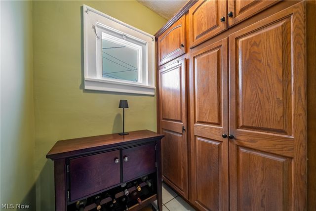 3851 W 157th Street, Cleveland, OH 44111