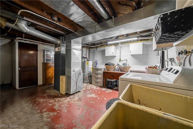 3851 W 157th Street, Cleveland, OH 44111