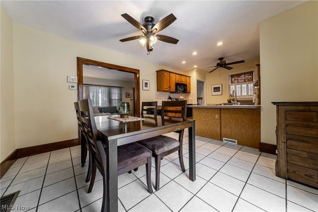 3851 W 157th Street, Cleveland, OH 44111