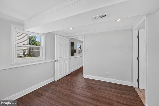 237 WINDSOR LN, Westville, NJ 08093
