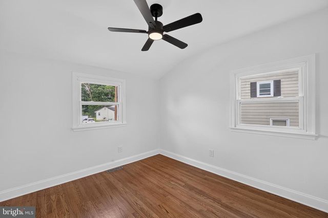 237 WINDSOR LN, Westville, NJ 08093
