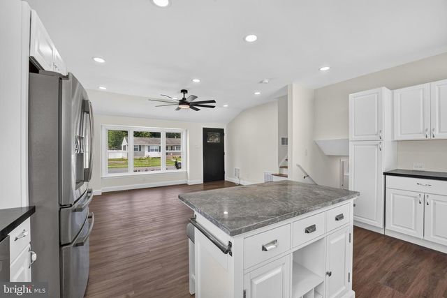 237 WINDSOR LN, Westville, NJ 08093