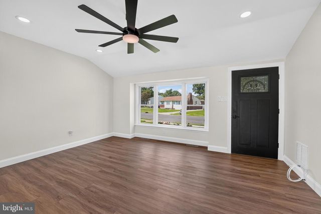 237 WINDSOR LN, Westville, NJ 08093