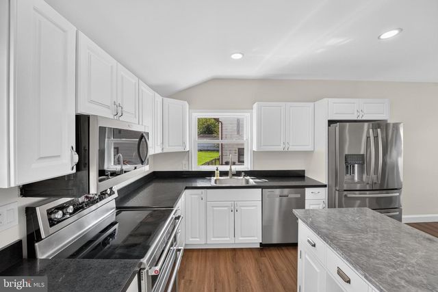 237 WINDSOR LN, Westville, NJ 08093