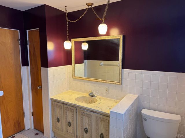 1030 Elmdale Drive, Saginaw, MI 48603