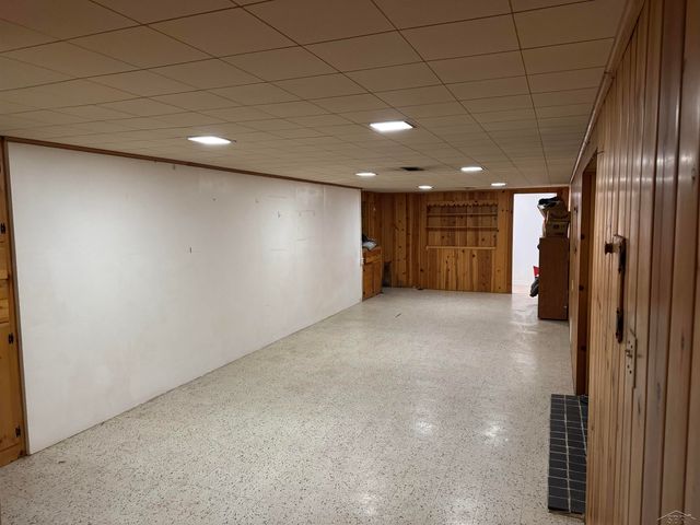 1030 Elmdale Drive, Saginaw, MI 48603