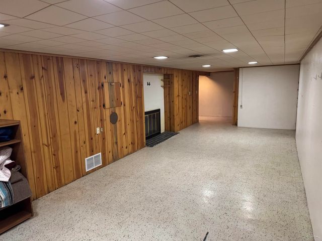 1030 Elmdale Drive, Saginaw, MI 48603