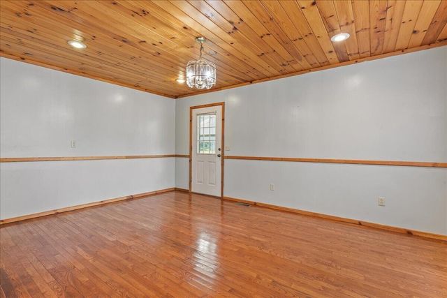 107 Georgia Avenue, Etowah, TN 37331