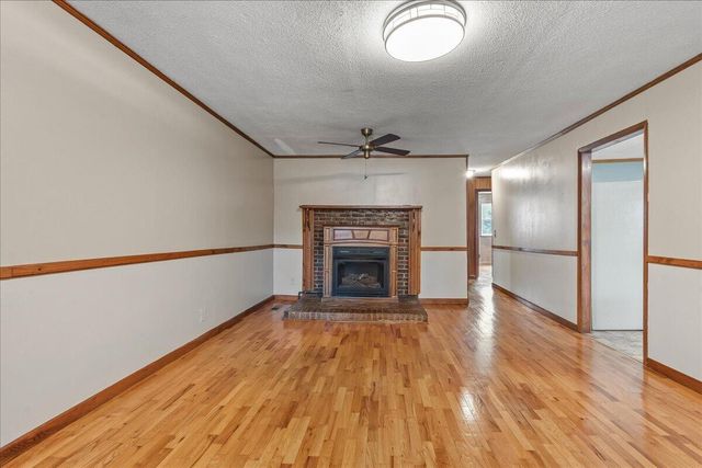 107 Georgia Avenue, Etowah, TN 37331
