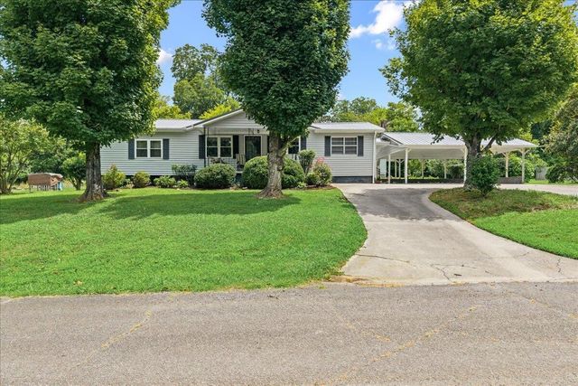 107 Georgia Avenue, Etowah, TN 37331