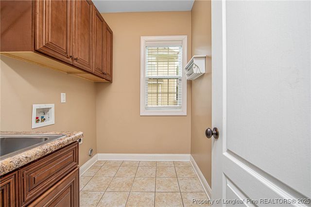 2713 Crestridge Court, Fayetteville, NC 28306