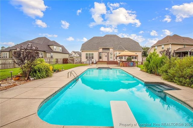 2713 Crestridge Court, Fayetteville, NC 28306