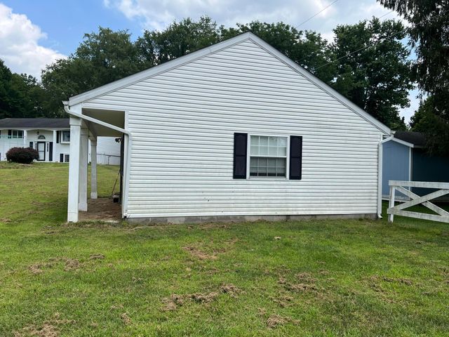 7904 Dorsey Mill Road SE, Heath, OH 43056