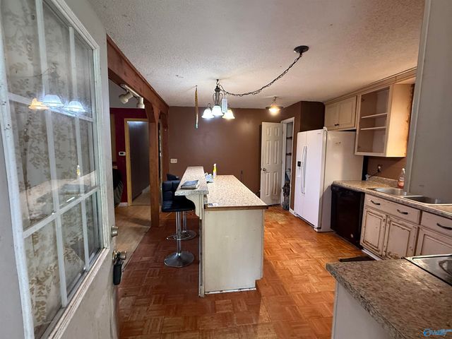 1353 N Valley Avenue, Collinsville, AL 35961