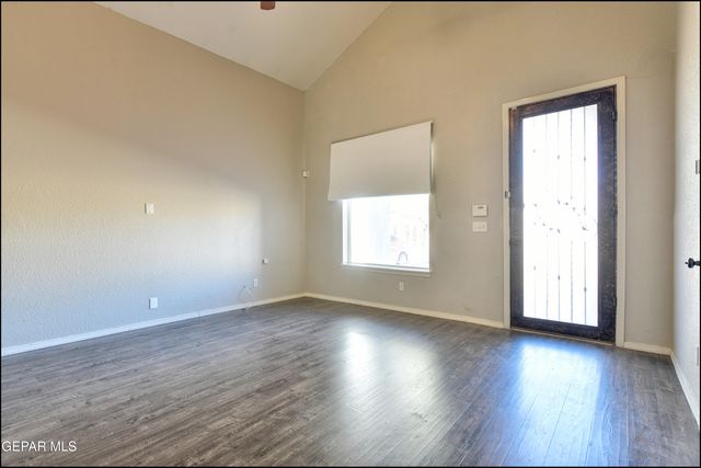 4940 Cattle Lane, El Paso, TX 79934