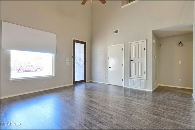 4940 Cattle Lane, El Paso, TX 79934