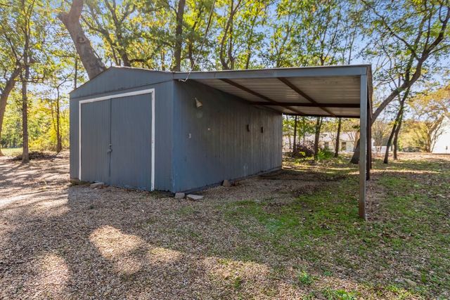 308 Hickory Drive, Tool, TX 75143