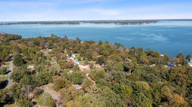 308 Hickory Drive, Tool, TX 75143