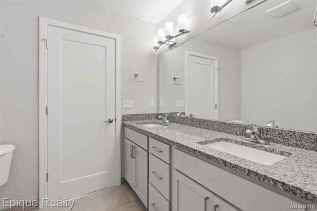 25558 Grandview Lane 38, Novi, MI 48375