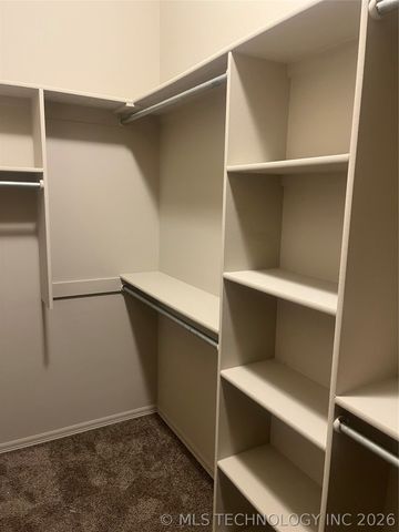 2110 W Pittsburgh Place, Broken Arrow, OK 74112