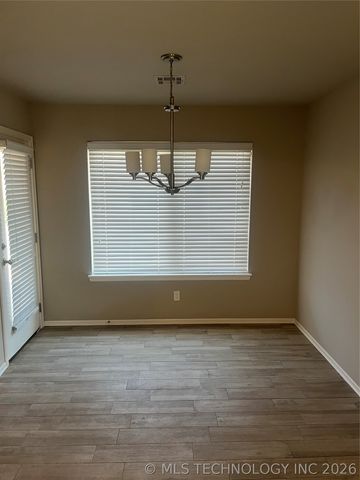 2110 W Pittsburgh Place, Broken Arrow, OK 74112