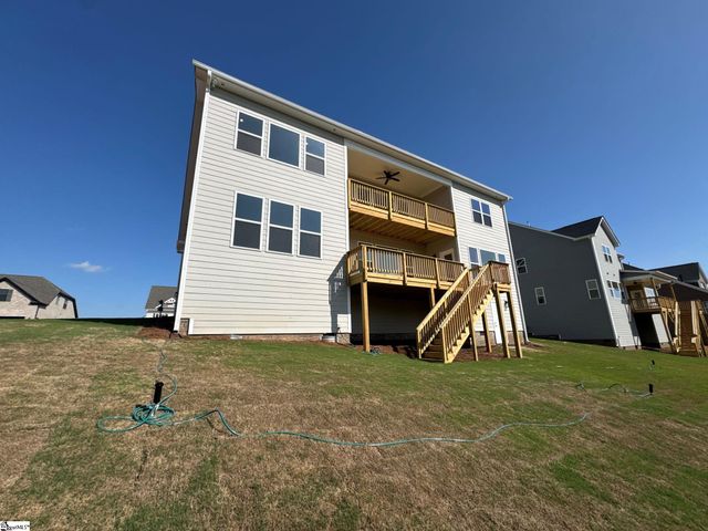 639 Creekway Court, Greer, SC 29651