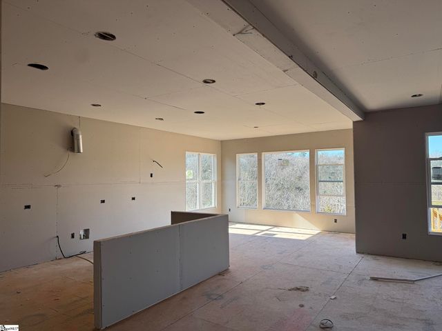 639 Creekway Court, Greer, SC 29651