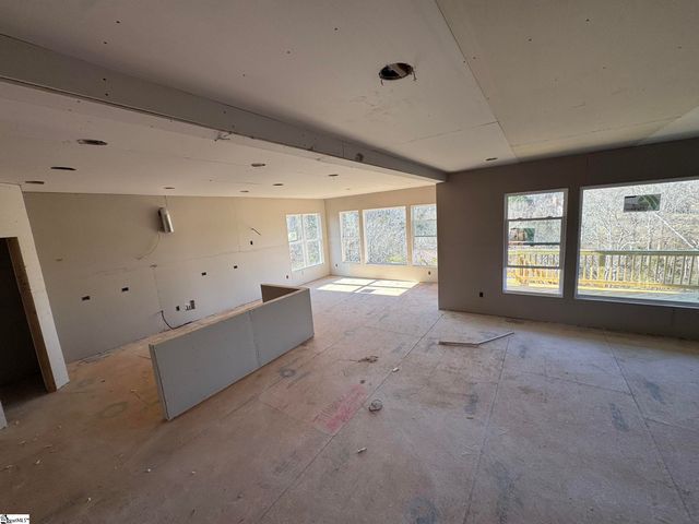 639 Creekway Court, Greer, SC 29651